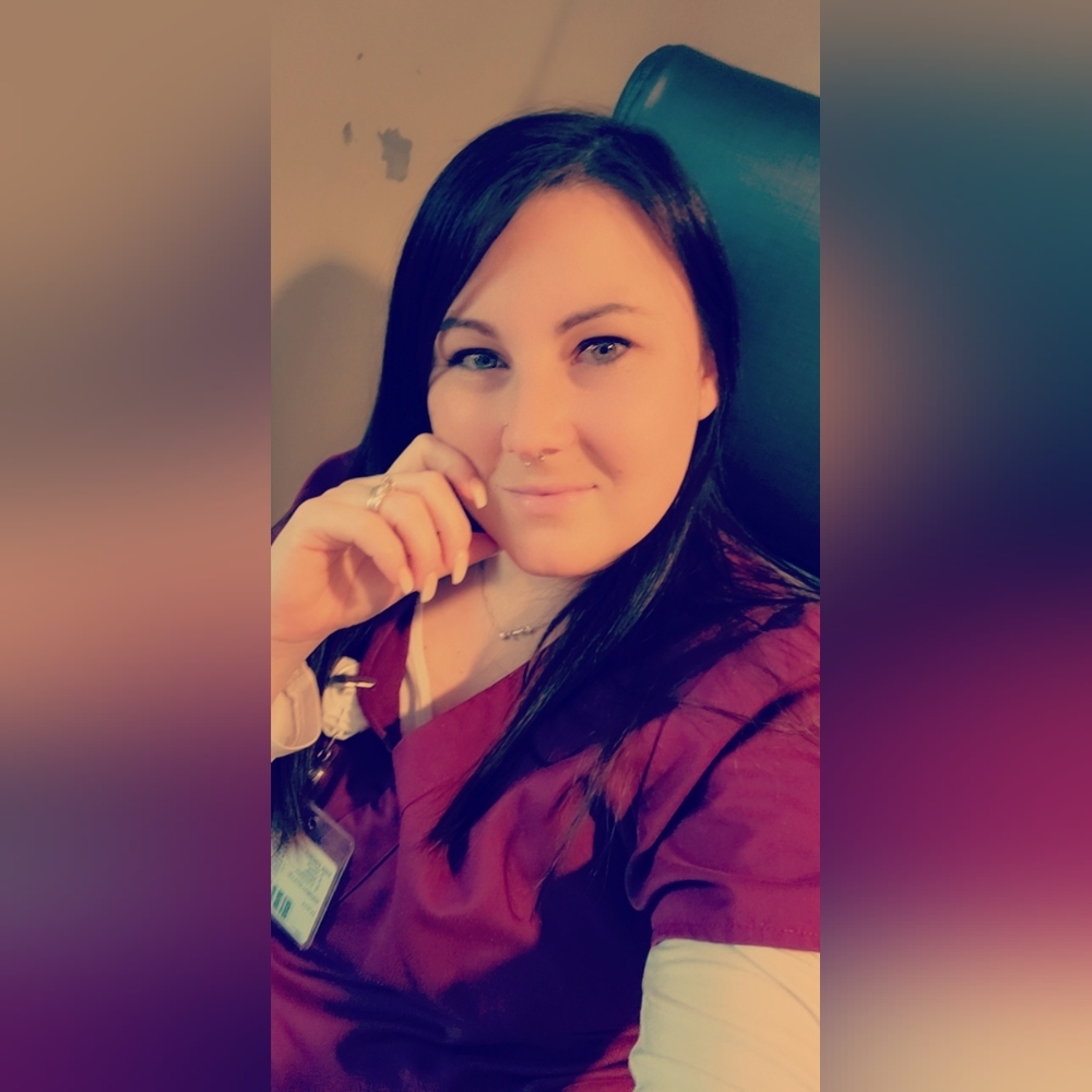 Meet your Posher, Cynthia